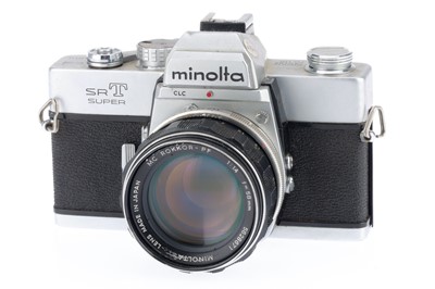 Lot 54 - A Minolta SRT Super 35mm SLR Camera