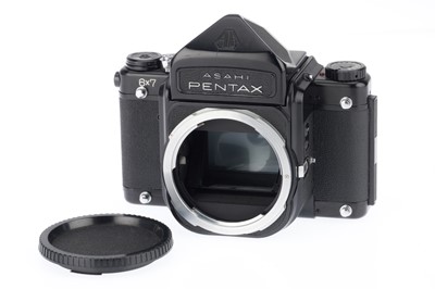 Lot 143 - A Pentax 6x7 Medium Format SLR Camera Body