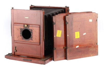 Lot 182 - A 10x12 Inch Field Camera