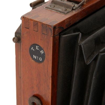 Lot 217 - A Tyler & England Brothers TEB No.0 Quarter Plate Mahogany Field Camera