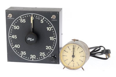 Lot 383 - A Gralab Model 300 Darkroom Timer