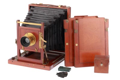 Lot 310 - A Victorian Half Plate English Field Camera