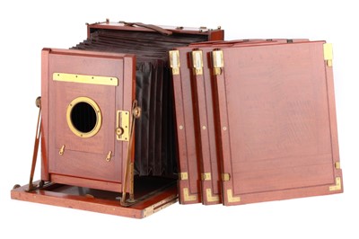 Lot 200 - An English Victorian 12x10 Inch Field Camera Body