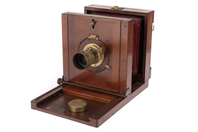 Lot 317 - Victorian Half Plate Studio Camera