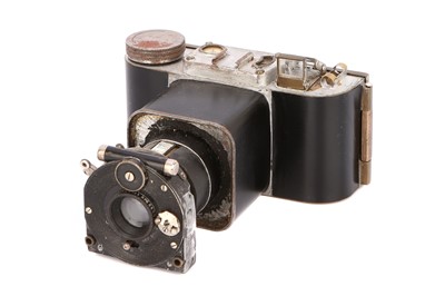 Lot 263 - A Prisoner of War Home-Made Camera