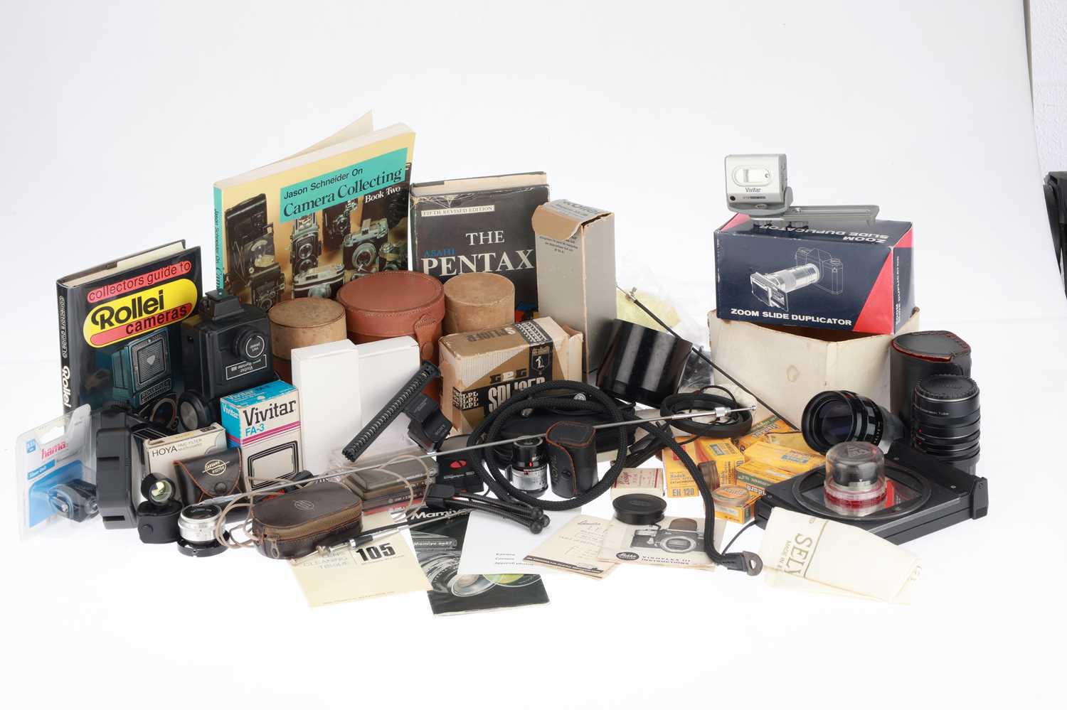 Lot 327 - A Selection of Mixed Photographica