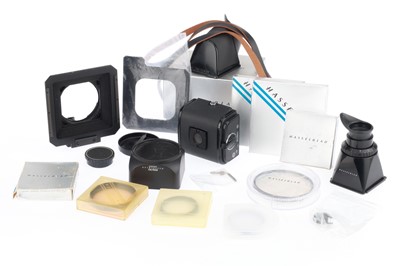 Lot 141 - A Selection of Hasselblad Accessories