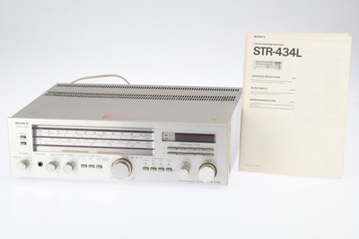 Lot 547 - A Sony Tuner Amplifier STR-434L