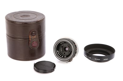 Lot 281 - A Nikon W-Nikkor.C f/3.5 28mm Lens