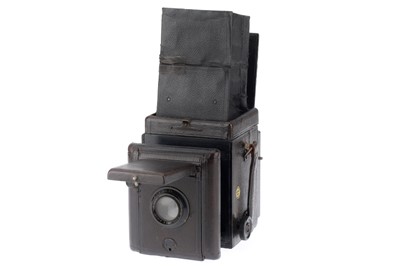 Lot 235 - A Thornton-Pickard Victory Reflex Camera