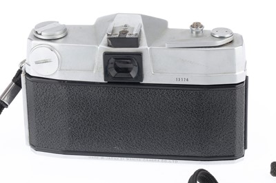 Lot 127 - A Mamiya Prismat 35mm Camera
