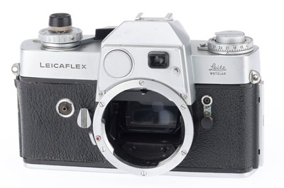 Lot 98 - A Leica Leicaflex 35mm SLR Camera Body