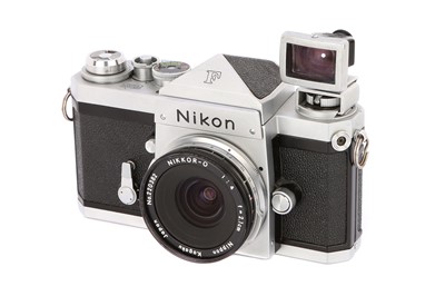 Lot 296 - A Nikon F SLR Camera