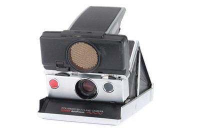 Lot 276 - A Polaroid SX70 Instant Film camera