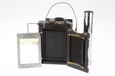 Lot 511 - A Van Neck Press Camera