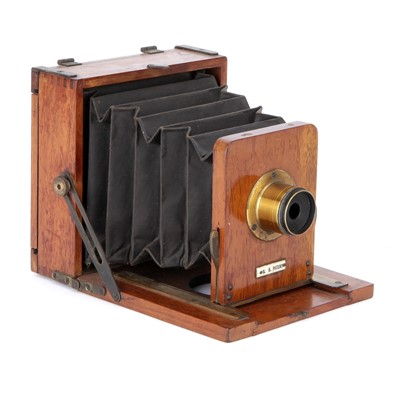 Lot 223 - A Spratt Brothers Clydesdale Set Quarter Plate Mahogany Field Camera