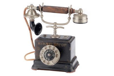 Lot 943 - A Danish Internal Exchange Telephone