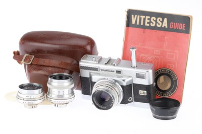 Lot 72 - A Voigtlander Vitessa T 35mm Rangefinder Camera Outfit