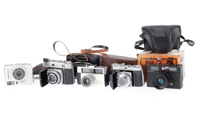 Lot 80 - A Selection of 35mm Cameras