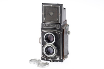 Lot 186 - A Rollei Rolleicord Medium Format TLR Camera