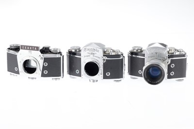 Lot 326 - A Group of Ihagee Exakta Varex Camera Bodies