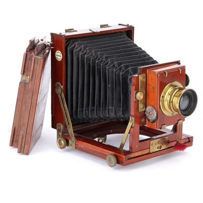 Lot 225 - A Thornton-Pickard Tribune Quarter Plate Mahogany Camera