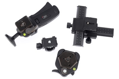 Lot 498 - A Selection of Camera Grip Devices