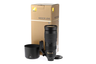 Lot 401 - A Nikon Nikkor AF-S f/5.6 200-5000mm E ED Lens