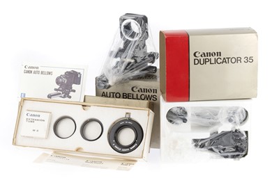 Lot 490 - A Selection of Canon Accessories