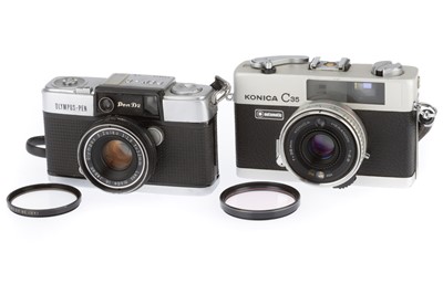 Lot 83 - A Pair of 35mm Compact Cameras