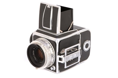 Lot 351 - A Hasselblad 1600F Medium Format Camera