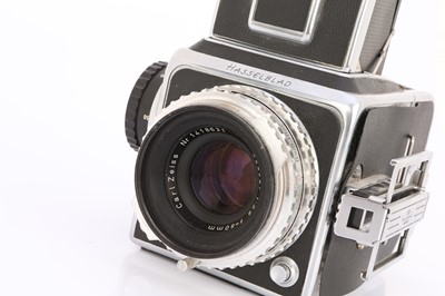 Lot 351 - A Hasselblad 1600F Medium Format Camera