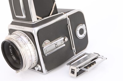 Lot 351 - A Hasselblad 1600F Medium Format Camera