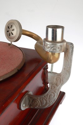 Lot 986 - An HMV Gramophone