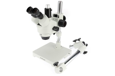 Lot 821 - Amscope Zoom Binocular Microscope