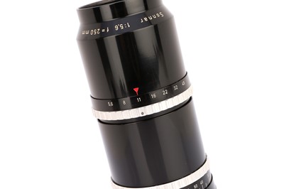 Lot 357 - A Carl Zeiss Sonnar f/5.6 250mm Lens