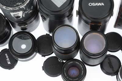 Lot 209 - A Selection of 35mm Camera Lenses