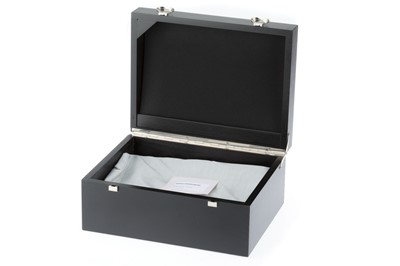 Lot 308 - A Presentation Case for Contax G2