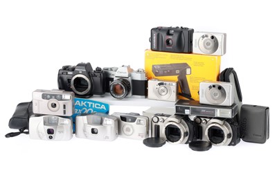 Lot 39 - A Mixed Selection of Film Cameras