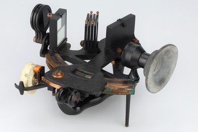 Lot 267 - WWII, Husun Herny Hughes, Flying Boat 3 1/2 inch Sextant
