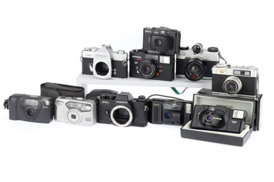 Lot 38 - A Mixed Selection of Cameras