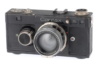 Lot 32 - A Contax 1c 35mm Rangefinder Camera with Sonnar f/2 5cm lens