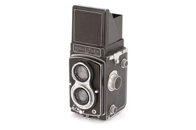 Lot 385 - A Rollei Rolleiflex Standard New TLR Camera