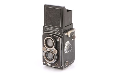 Lot 386 - A Rollei Rolleiflex Automat TLR Camera