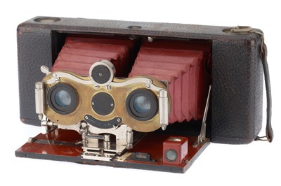 Lot 139 - A Kodak Stereo Hawk-Eye Camera