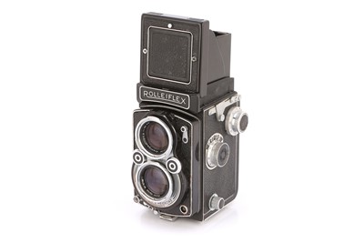 Lot 389 - A Rollei Rolleiflex 2.8A TLR Camera
