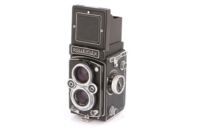 Lot 395 - A Rollei Rolleiflex Automat MX-EVS TLR Camera