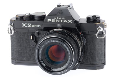 Lot 113 - A Pentax K2DMD SLR Camera