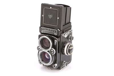 Lot 402 - A Rollei Rolleiflex 2.8E2 TLR Camera