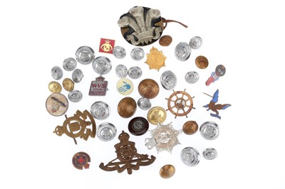 Lot 514 - Collection of Military Cap Badges & Buttons